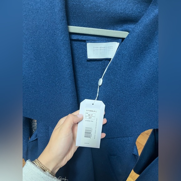 HARRIS WHARF LONDON
Pressed wool Volcano coat - Picture 4 of 9